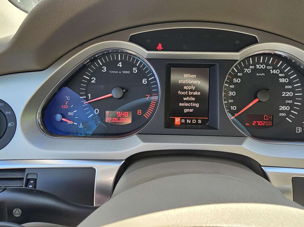 Audi A6, 4.2 l., universalas