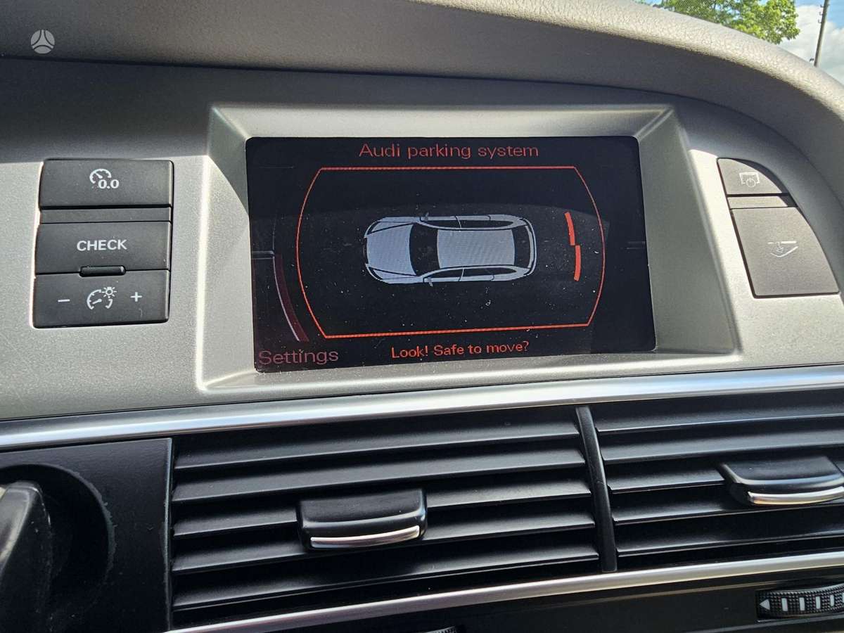 Audi A6, 4.2 l., universalas