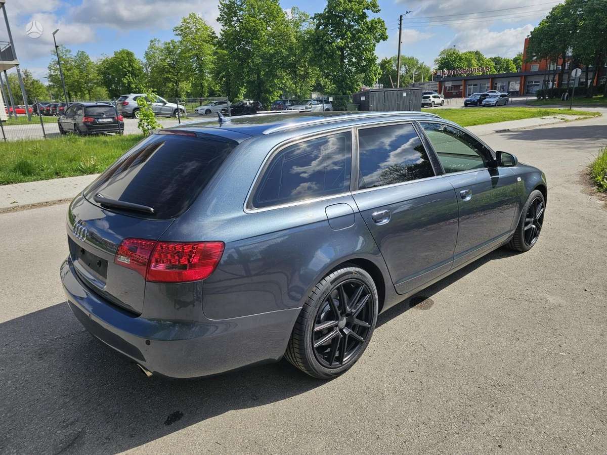 Audi A6, 4.2 l., universalas