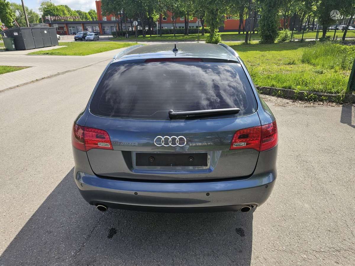 Audi A6, 4.2 l., universalas