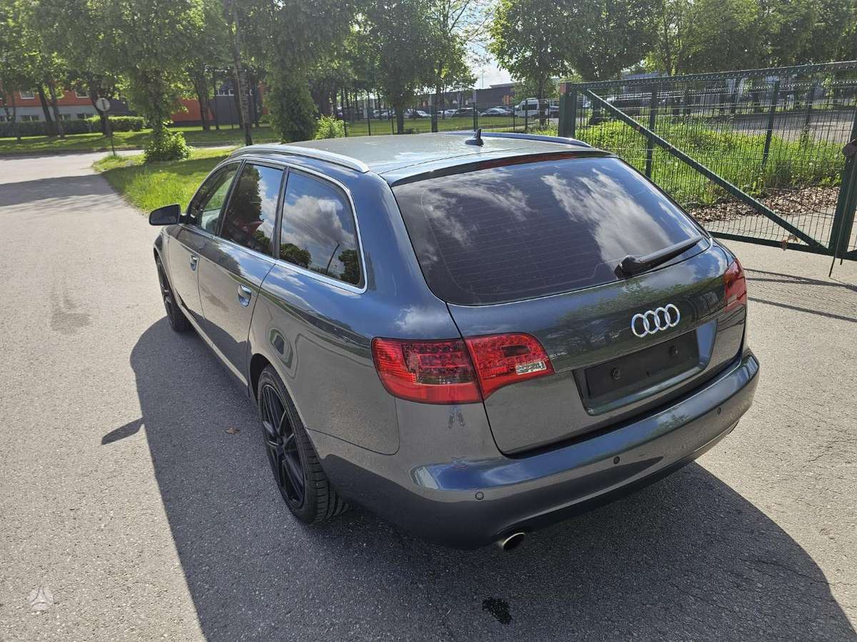 Audi A6, 4.2 l., universalas