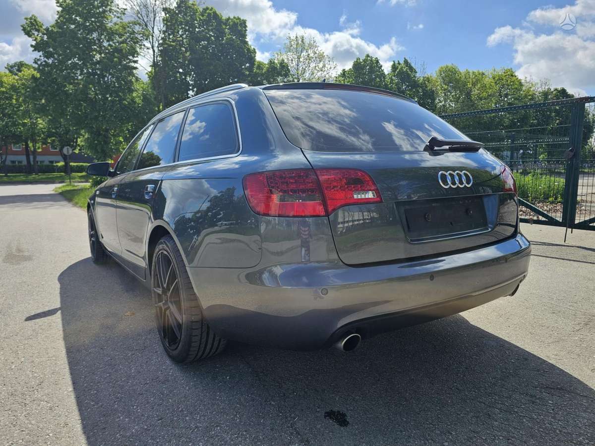 Audi A6, 4.2 l., universalas