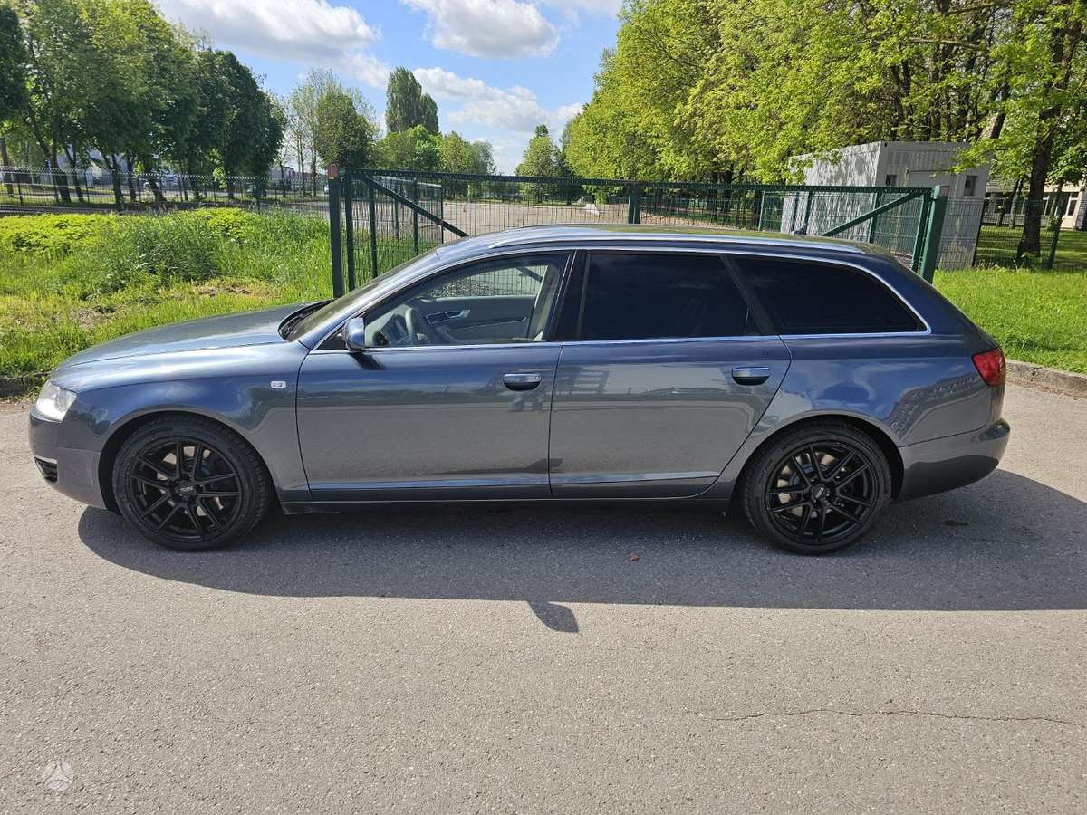 Audi A6, 4.2 l., universalas
