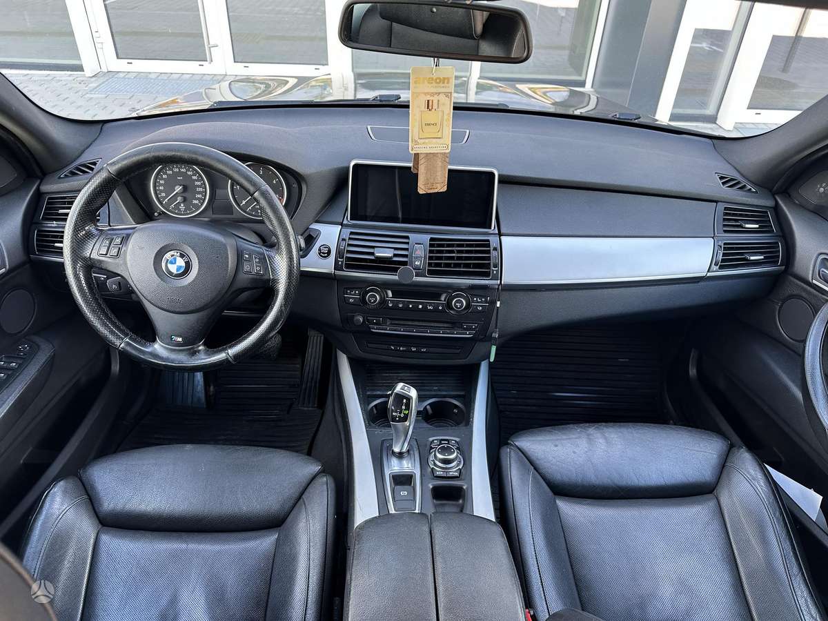 BMW X5, 3.0 l., wagon