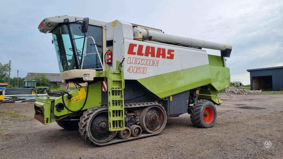 Claas Lexion 460TT, combine harvesters