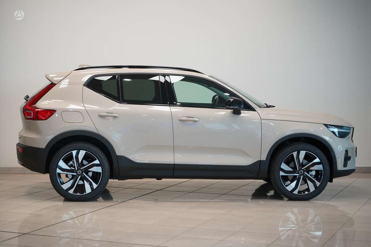Volvo XC40 - 2