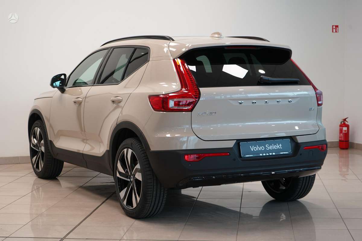 Volvo XC40 - 3