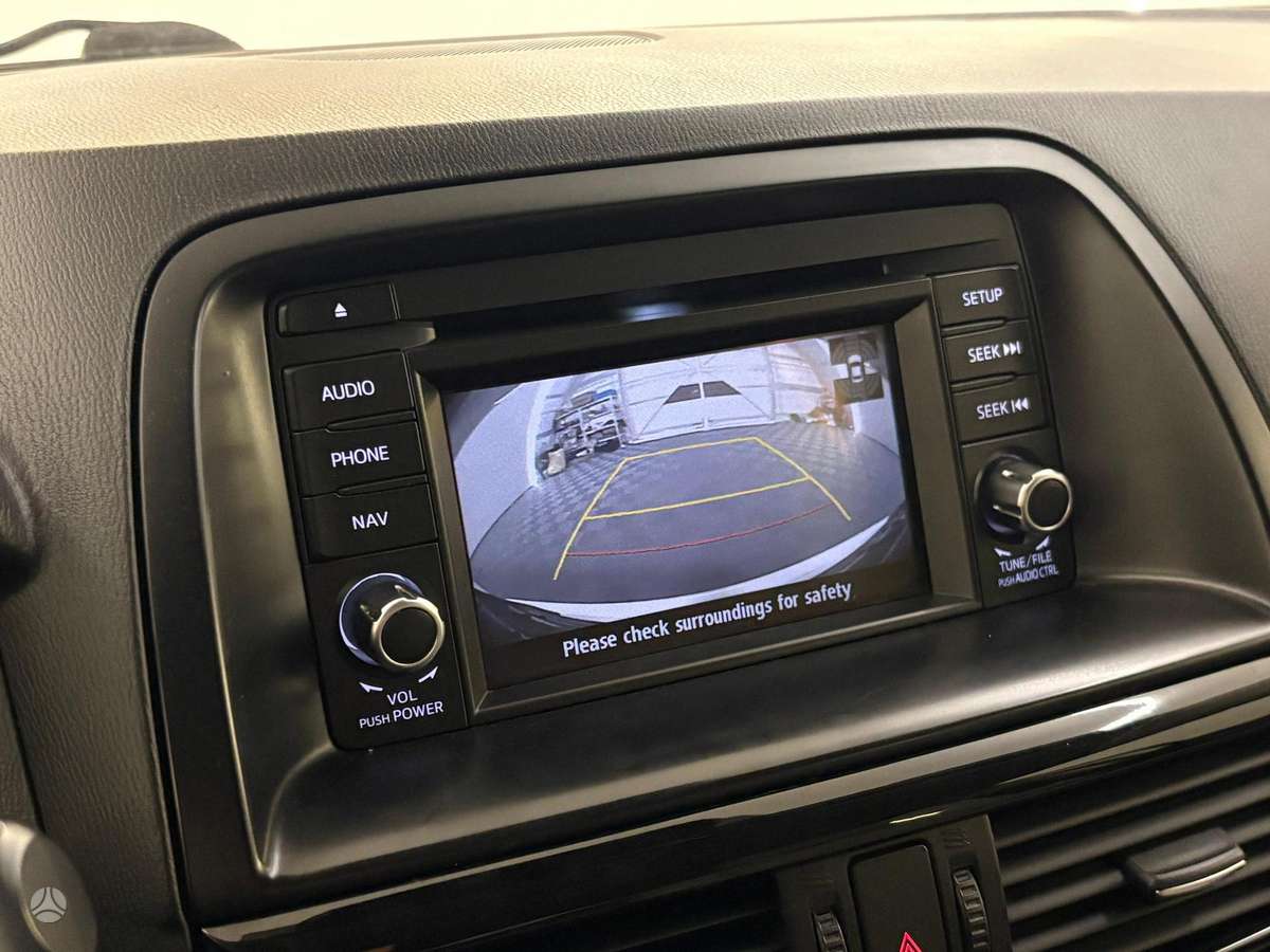 Mazda CX-5, 2.2 l., off-road / crossover
