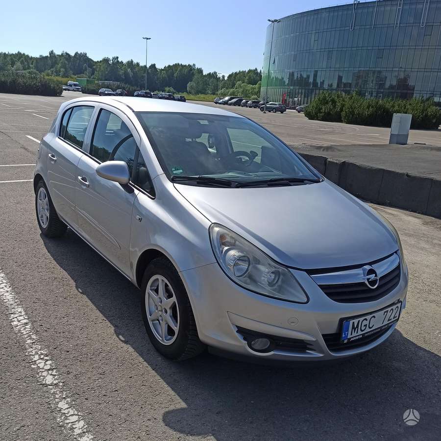 Opel Corsa, 1.3 l., Хэтчбек