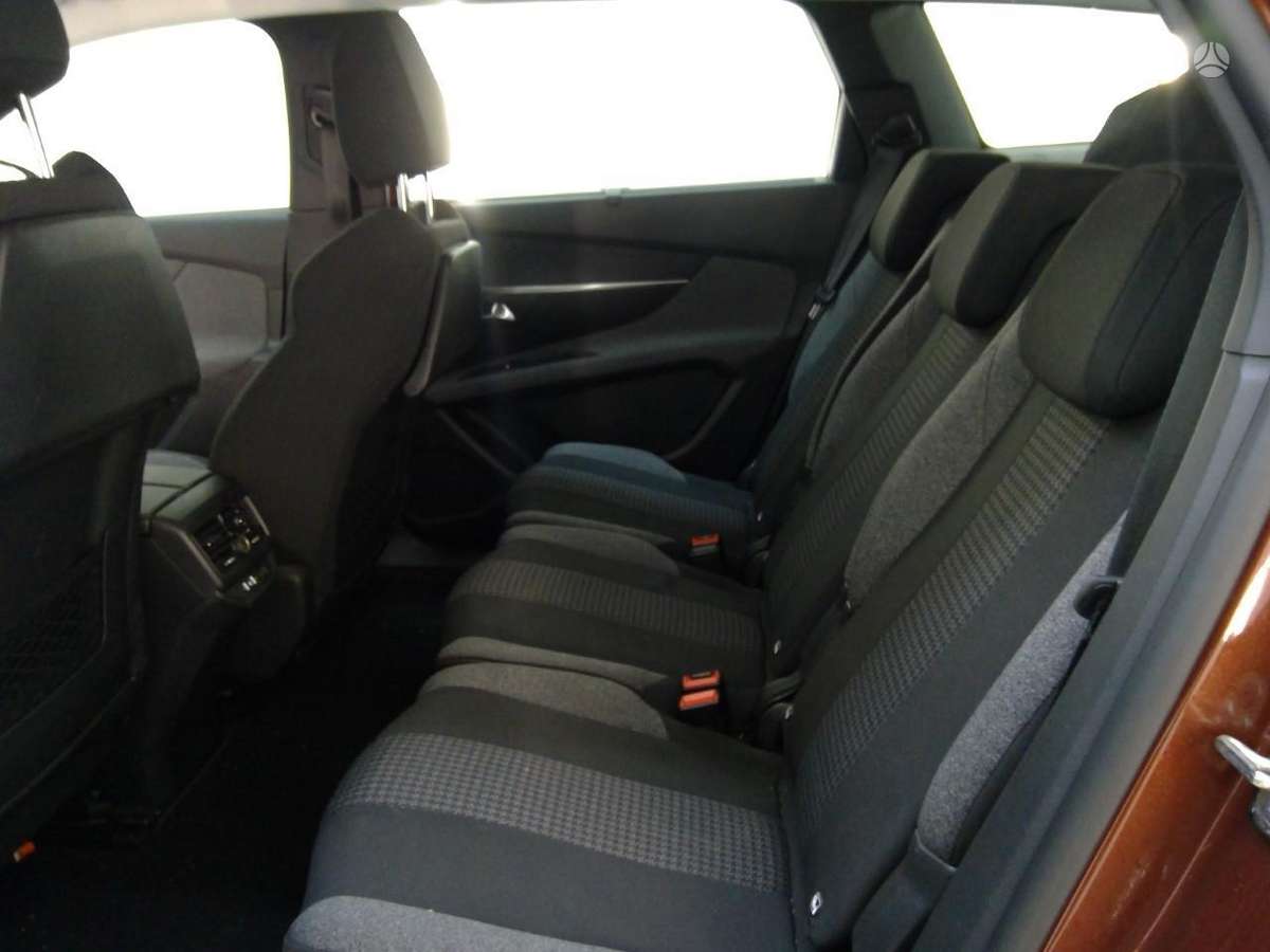 Peugeot 5008 - 7