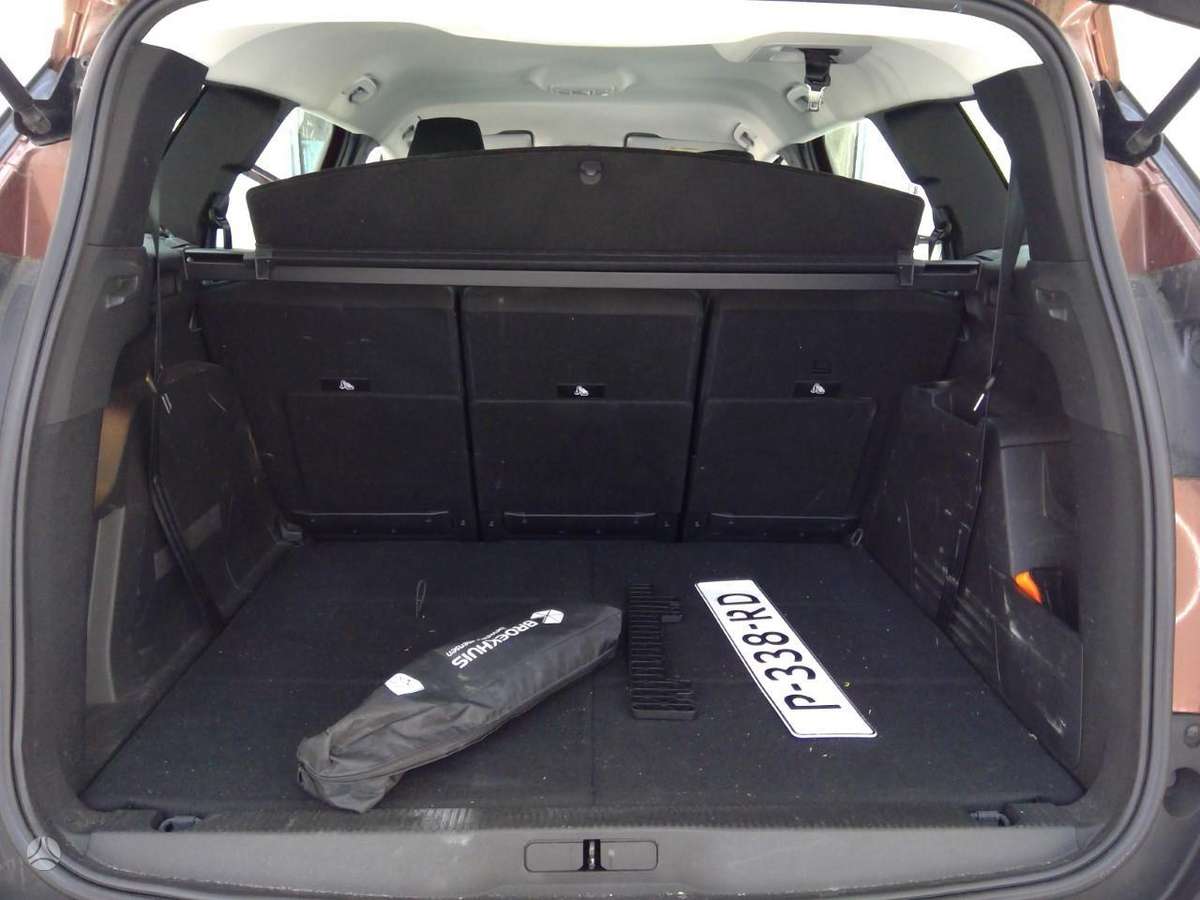 Peugeot 5008 - 9