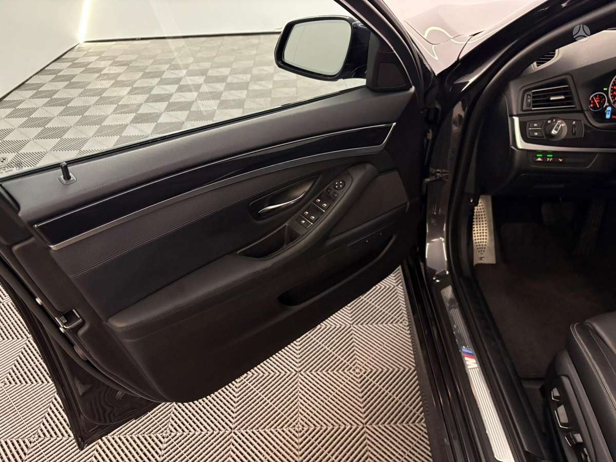 BMW 535, 3.0 l., Универсал