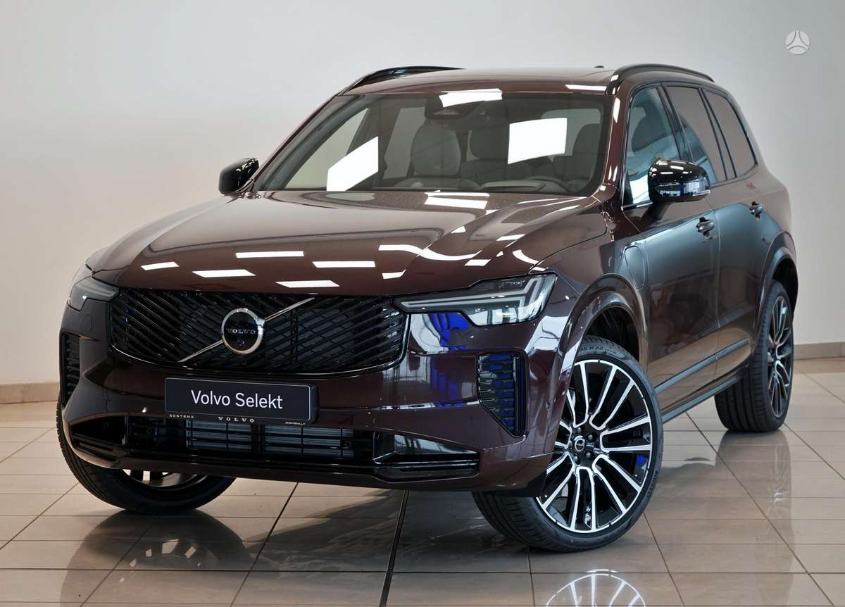 Volvo XC90 - 1