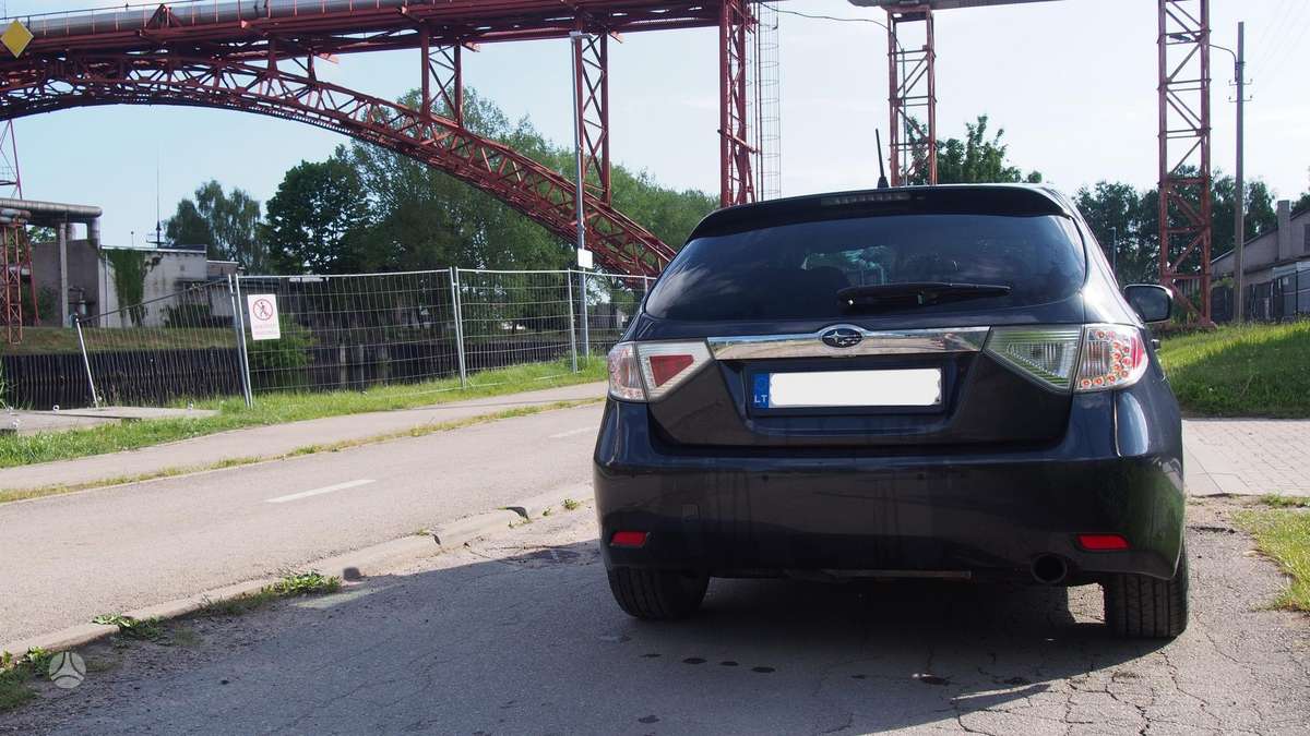Subaru Impreza, 2.0 l., hatchback