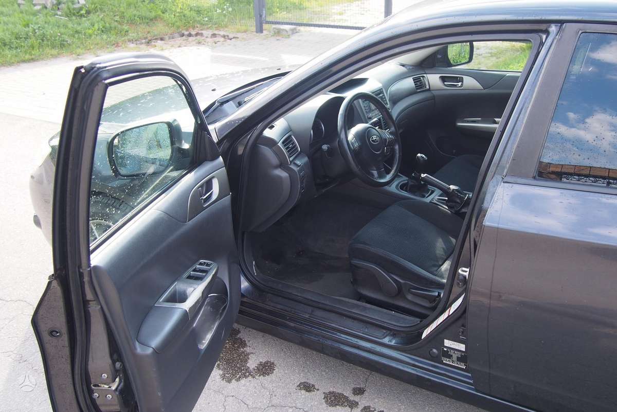 Subaru Impreza, 2.0 l., hatchback