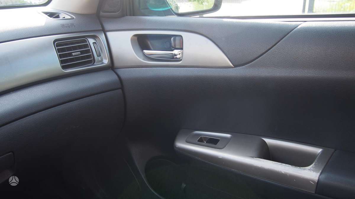 Subaru Impreza, 2.0 l., hatchback