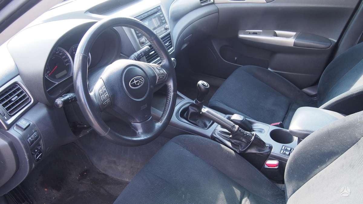 Subaru Impreza - 11