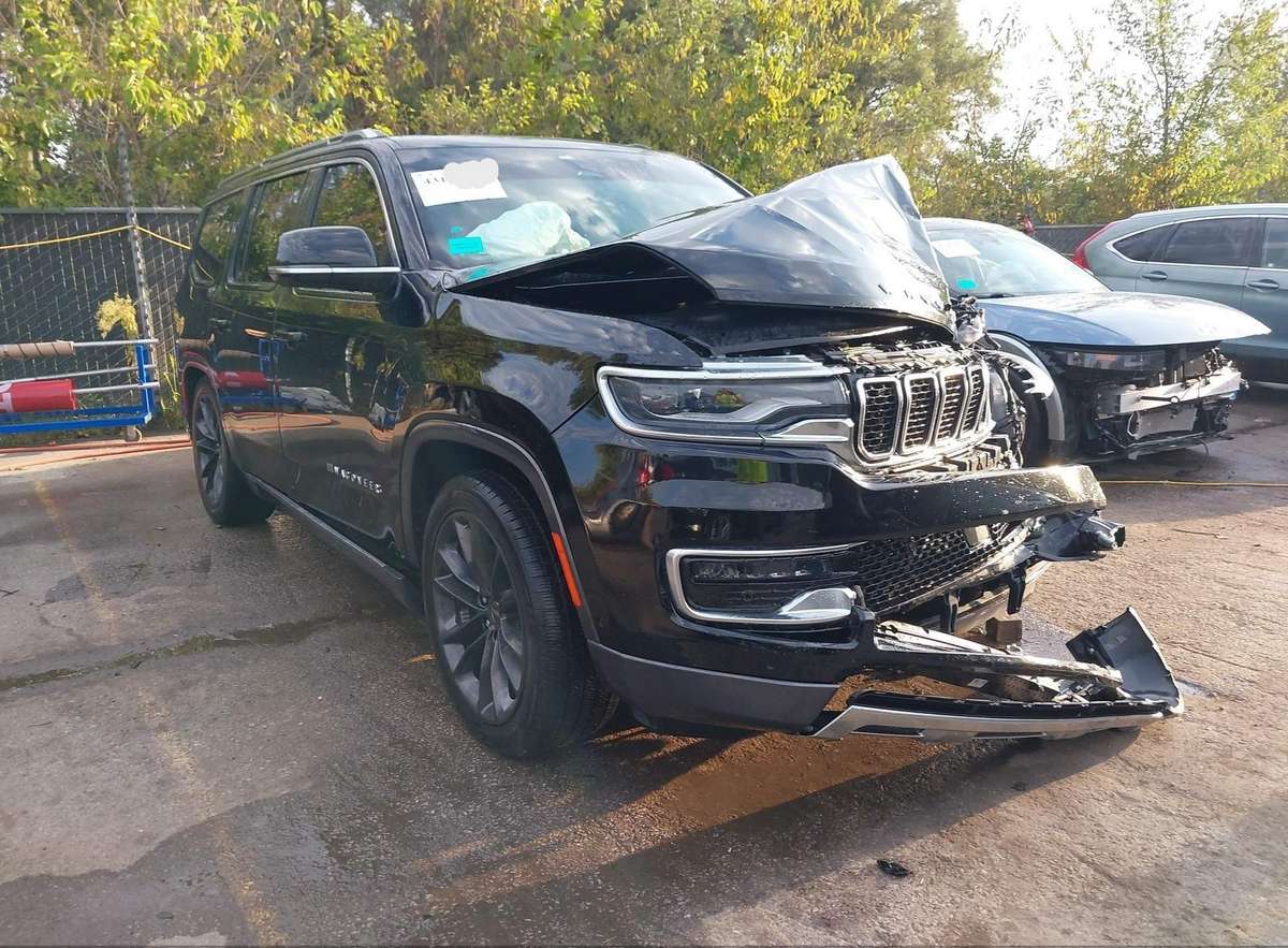 Jeep Wagoneer по частям