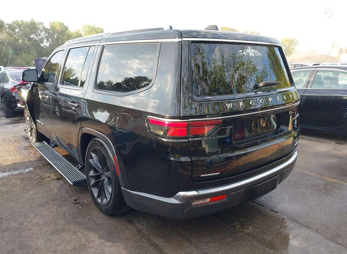 Jeep Wagoneer по частям
