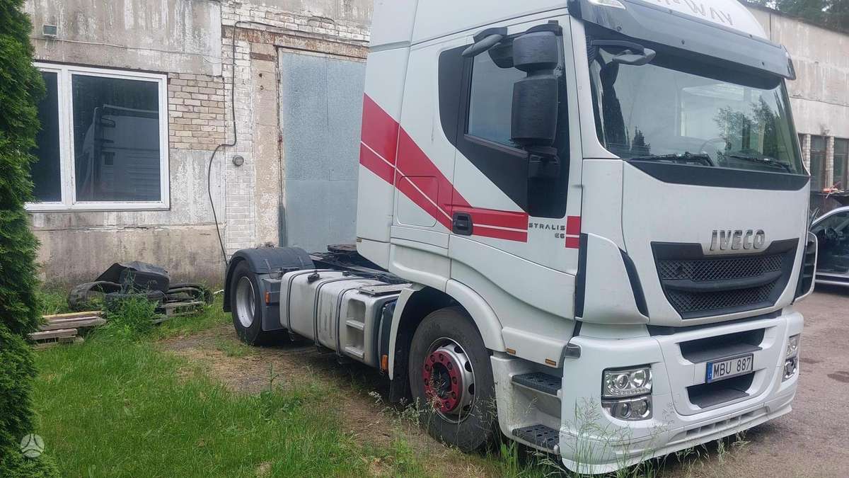 Iveco Stralis, single sleeper
