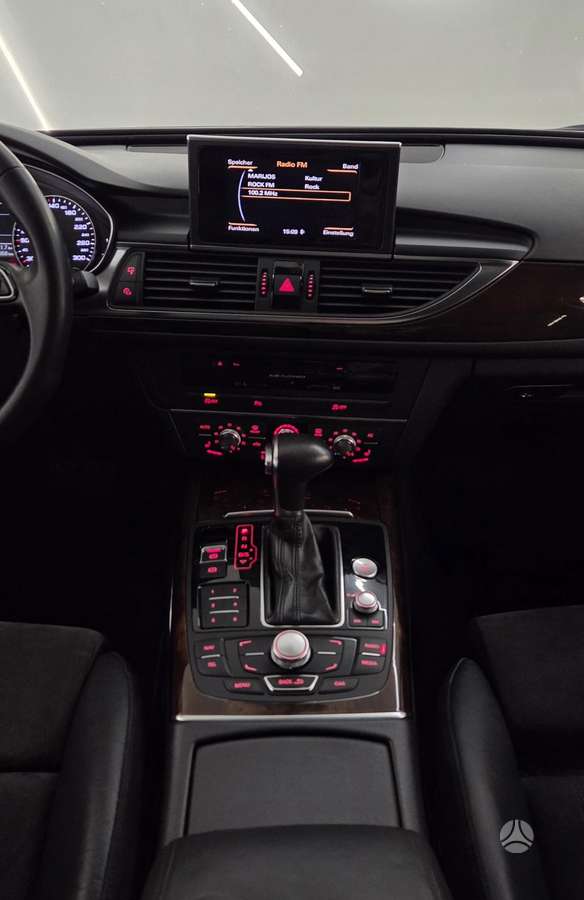 Audi A6, 3.0 l., Седан