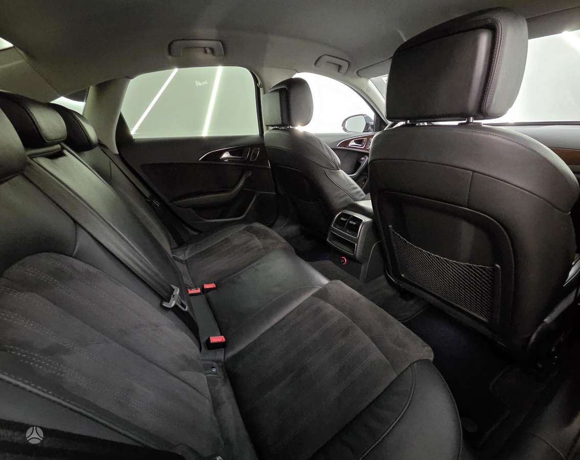 Audi A6, 3.0 l., Седан