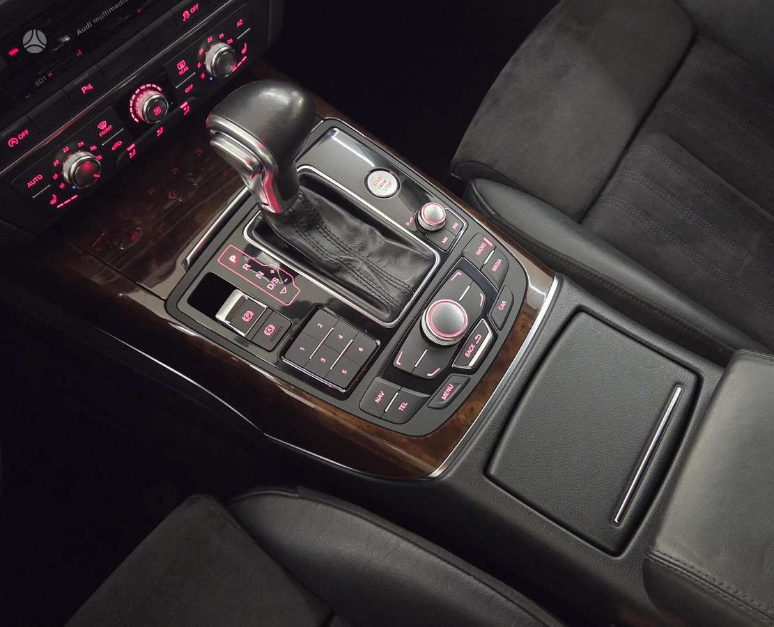 Audi A6, 3.0 l., Седан