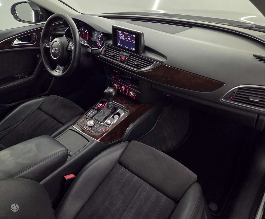 Audi A6, 3.0 l., Седан
