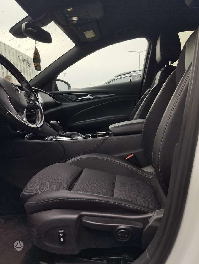 Opel Insignia, 1.5 l., Универсал