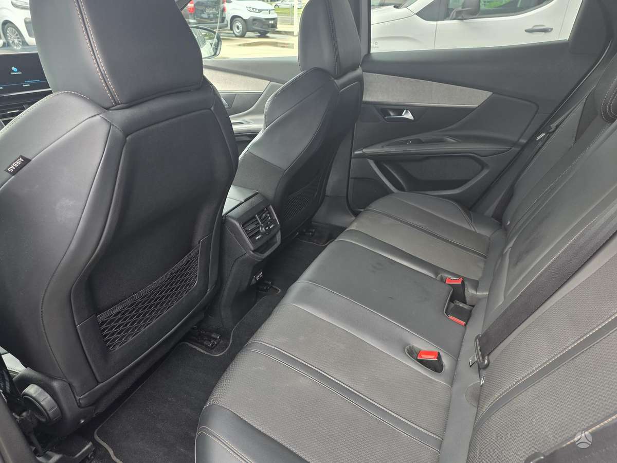 Peugeot 3008 - 8