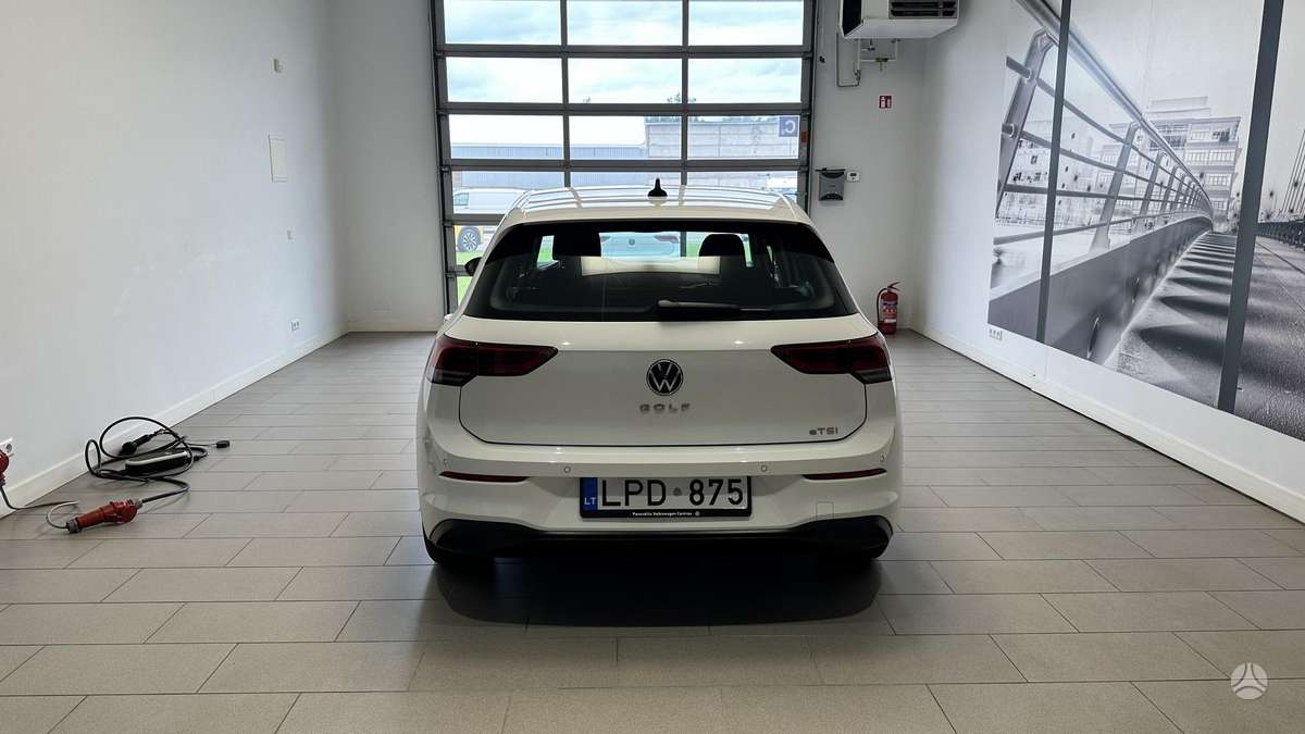 Volkswagen Golf - 5