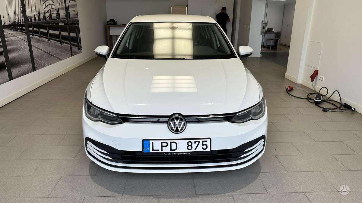 Volkswagen Golf - 2