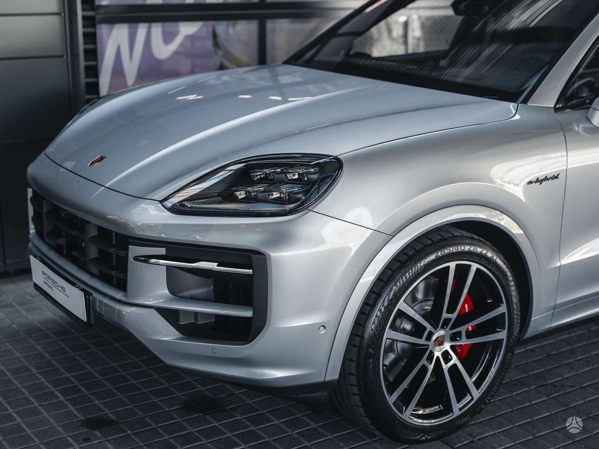 Porsche Cayenne - 10