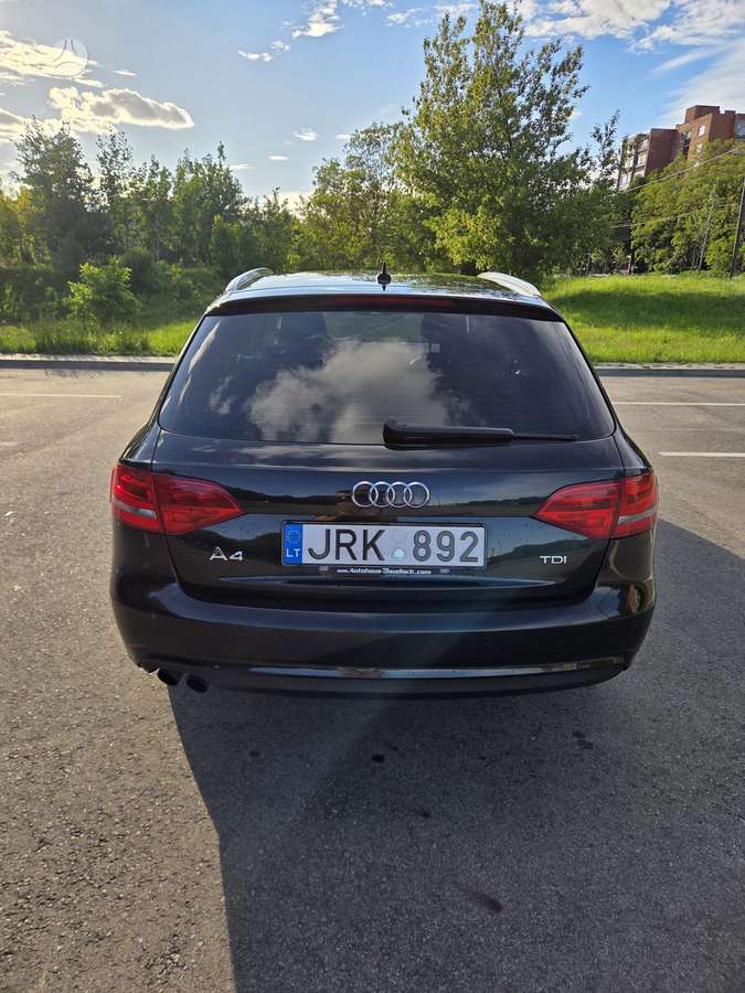 Audi A4, 2.0 l., Универсал