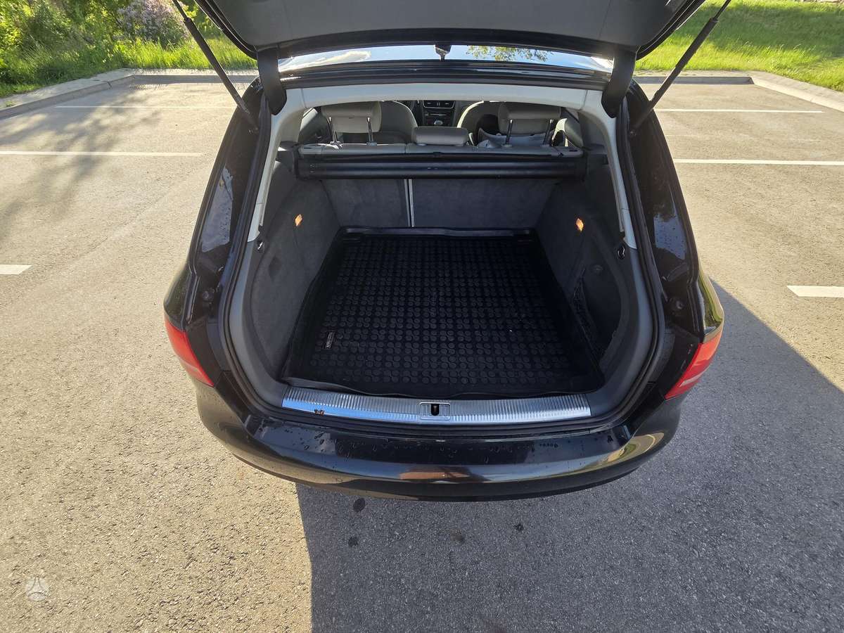 Audi A4, 2.0 l., Универсал