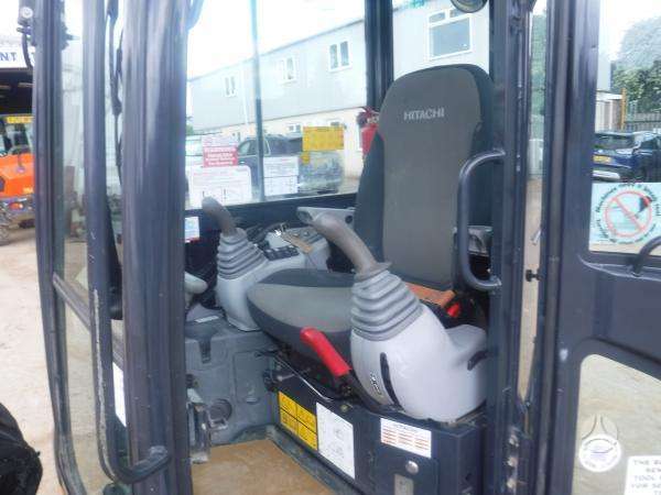 Hitachi ZX33U-6, мини-экскаваторы