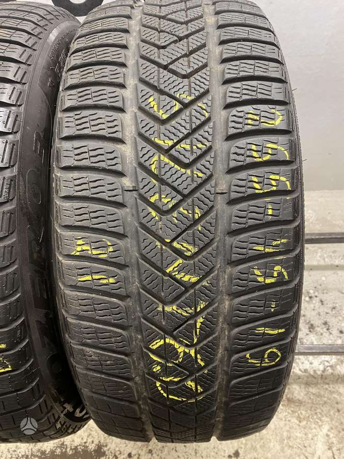 Pirelli Sottozer 3 elect, winter 255/45 R19