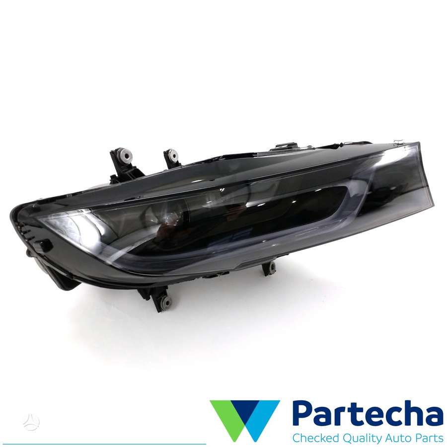 BMW i8, 7400125, lights