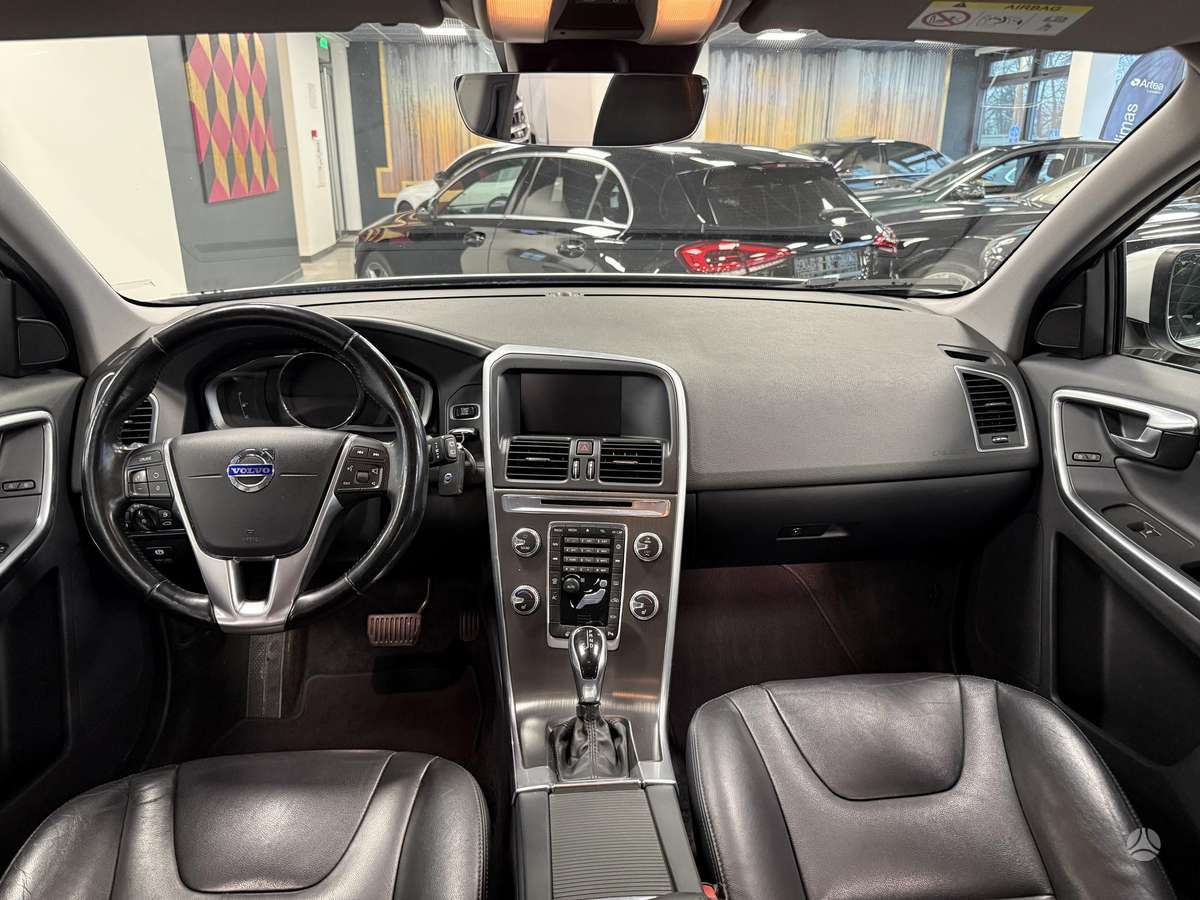 Volvo XC60 - 2