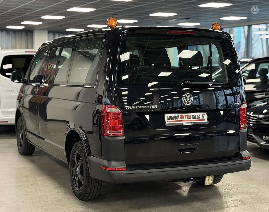 Volkswagen Transporter - 4