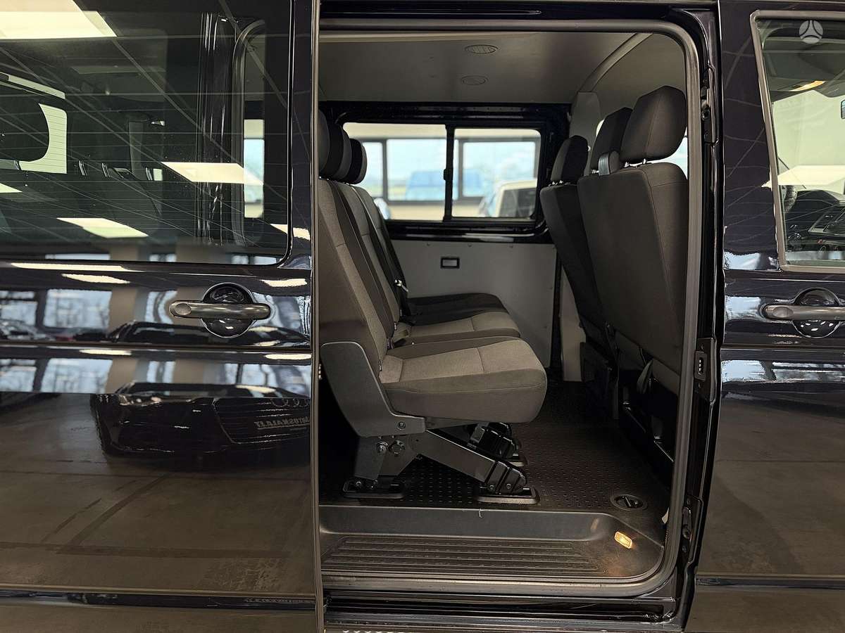 Volkswagen Transporter - 10