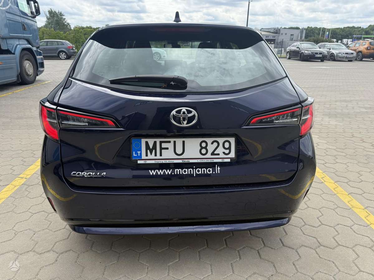 Toyota Corolla, 1.2 l., Универсал
