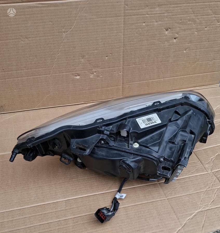 Volvo XC60 gaismas