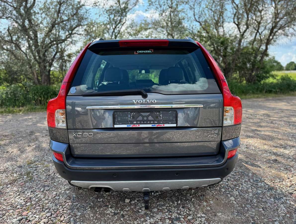 Volvo XC90 - 6