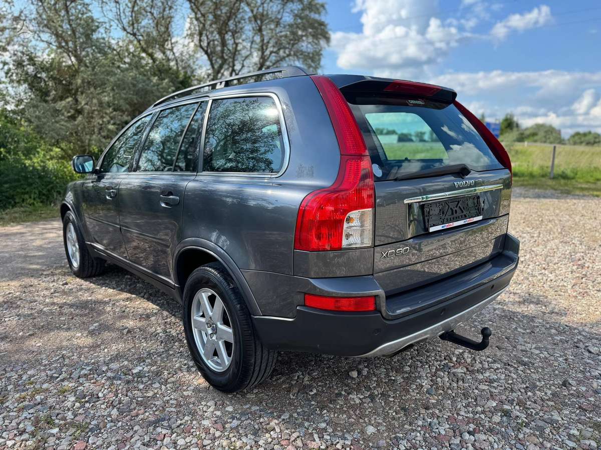Volvo XC90 - 3