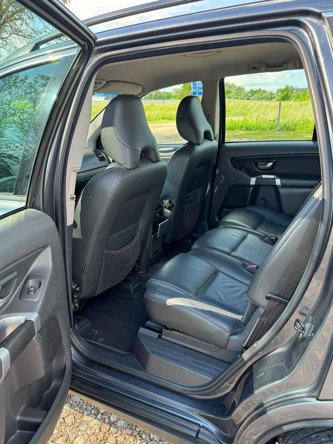 Volvo XC90 - 9