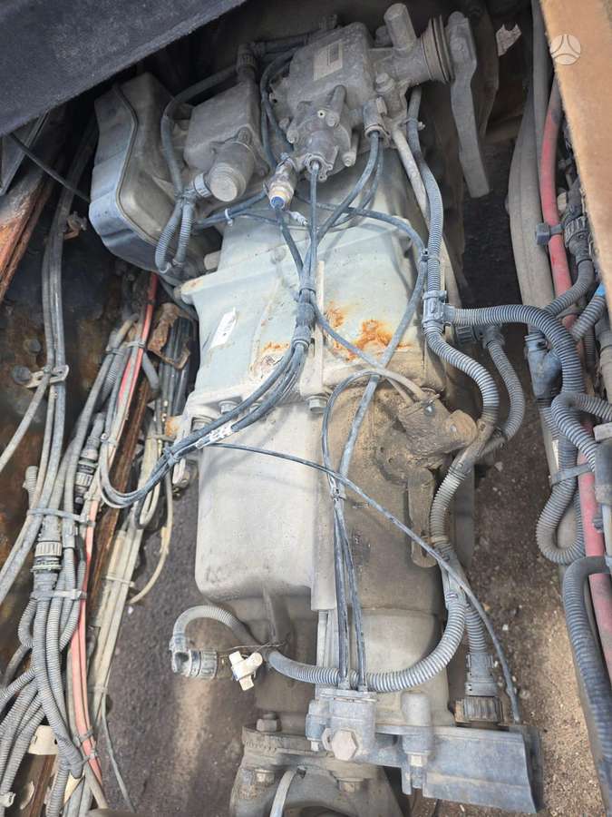 Volvo FH460 manual, шасси