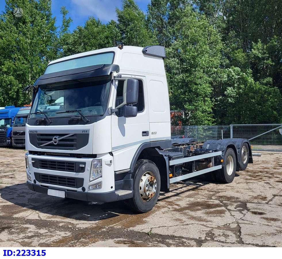 Volvo FM13 500 6x2 Euro5, шасси