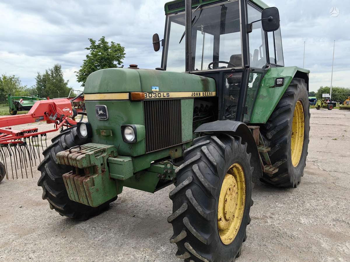 John Deere 3030 LS, traktori
