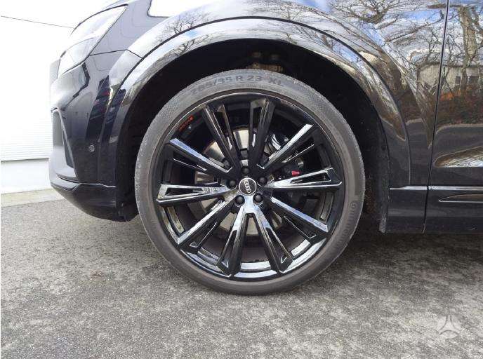Audi SQ8, 4.0 l., Хэтчбек